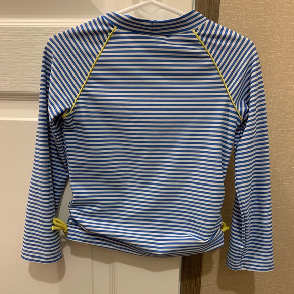 *SOLD* Mini Boden Girl’s Sequin Pineapple Rashguard Striped Top 4-5Y - Picture 3 of 3